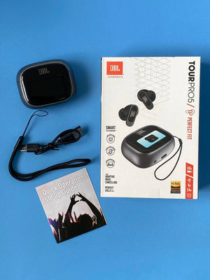 Audífonos Inalambricos JBL®  Tour Pro 5